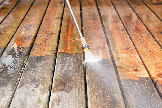 Professional Pressure Washing Services in Wapello, IA
